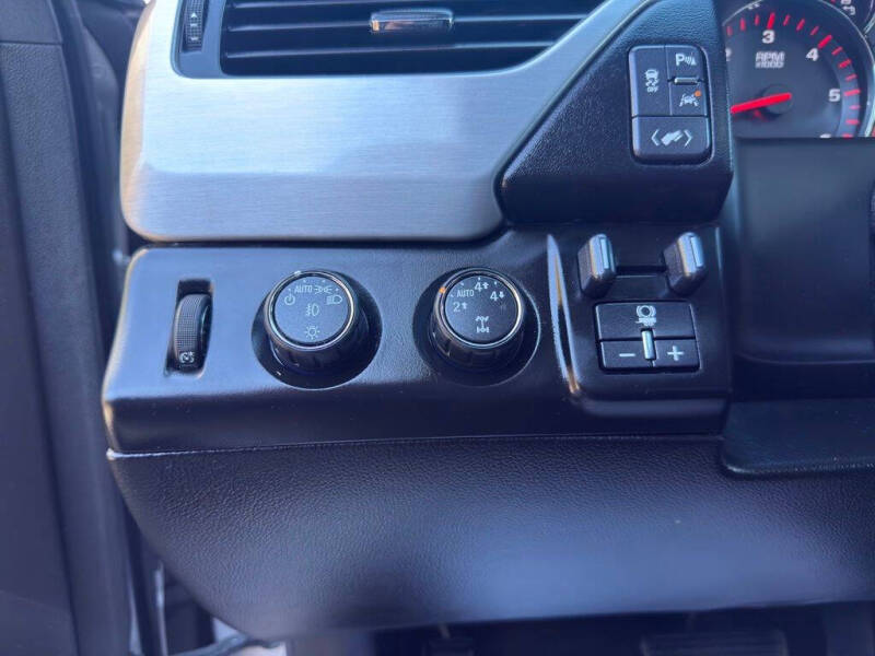 2016 GMC Yukon XL SLT