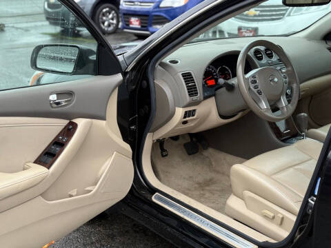 2012 Nissan Altima 3.5 SR