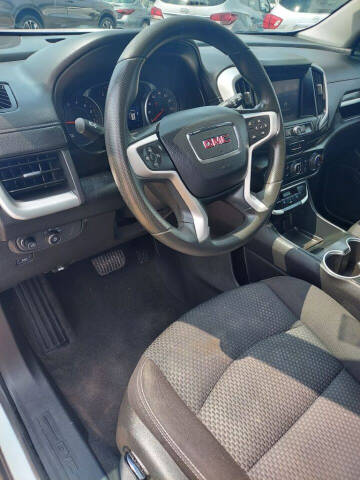 2022 GMC Terrain SLE