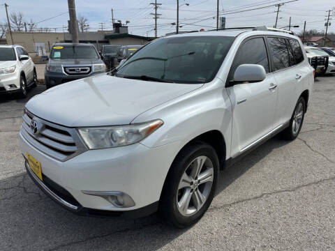 2012 Toyota Highlander for sale at ASHLAND AUTO SALES in Columbia MO