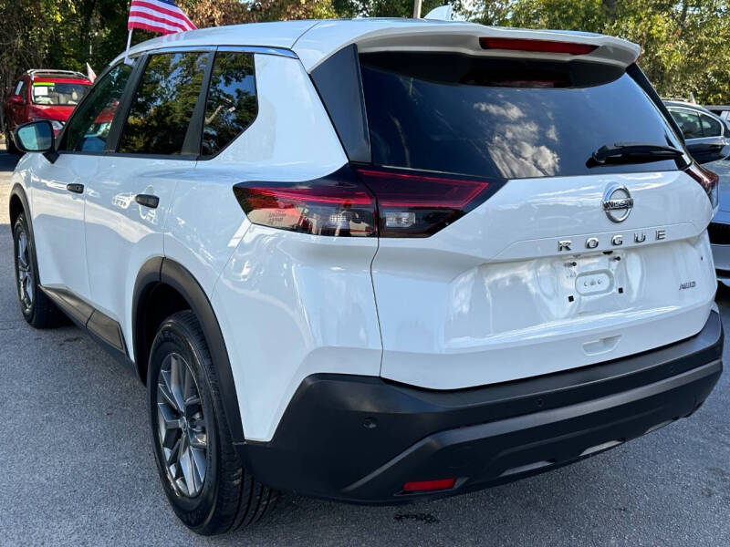 2021 Nissan Rogue S