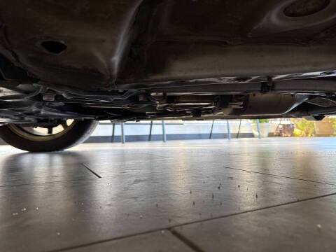 2014 Toyota Prius v Five