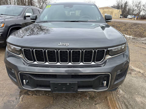 2022 Jeep Grand Cherokee for sale at SUNSET CURVE AUTO PARTS INC in Weyauwega WI