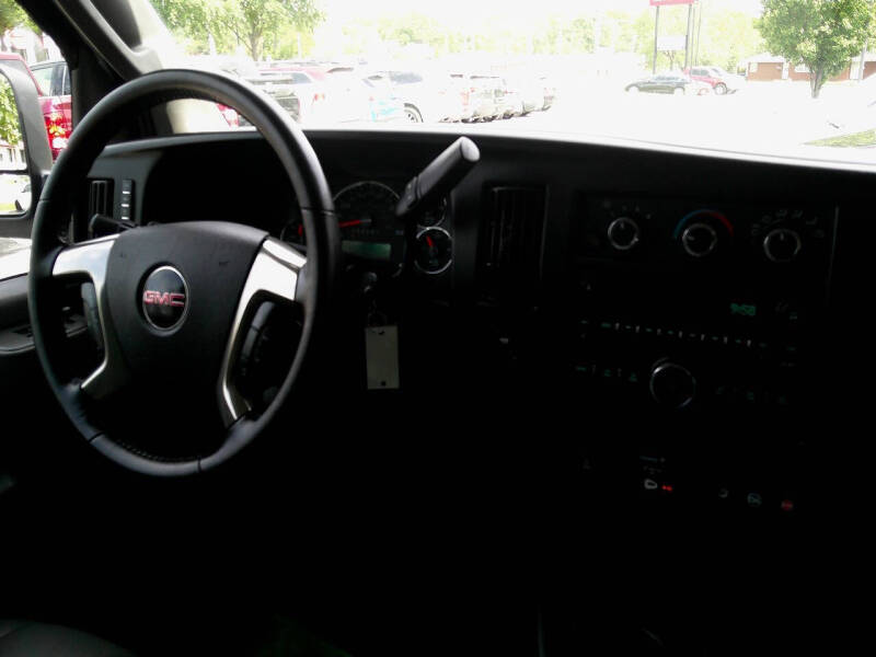 2019 GMC Savana 2500