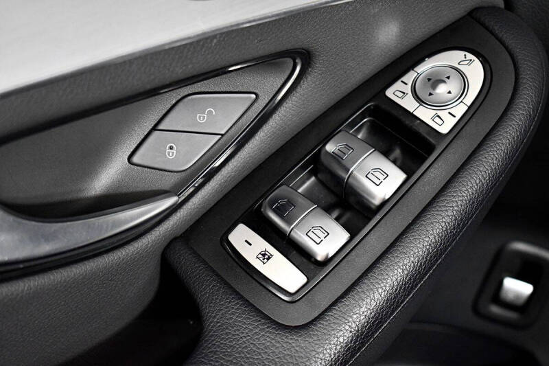 2020 Mercedes-Benz GLC GLC 300 4MATIC