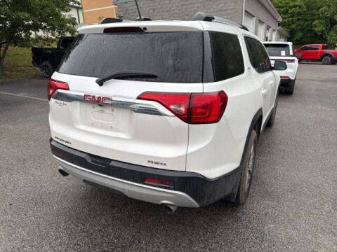 2017 GMC Acadia SLE-2
