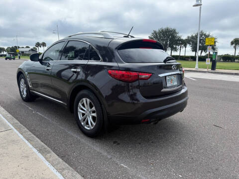 2011 Infiniti FX35
