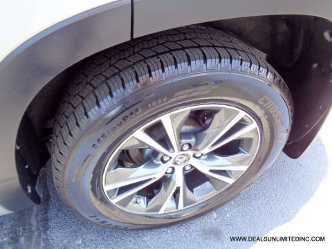 2017 Toyota Highlander LE