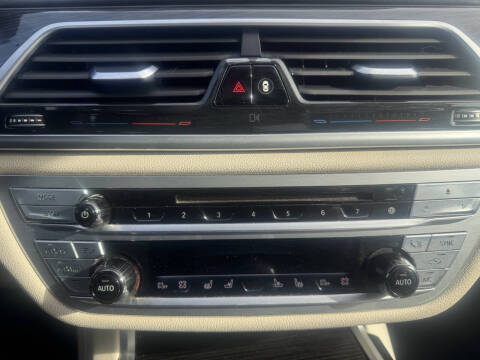 2017 BMW 7 Series 750i