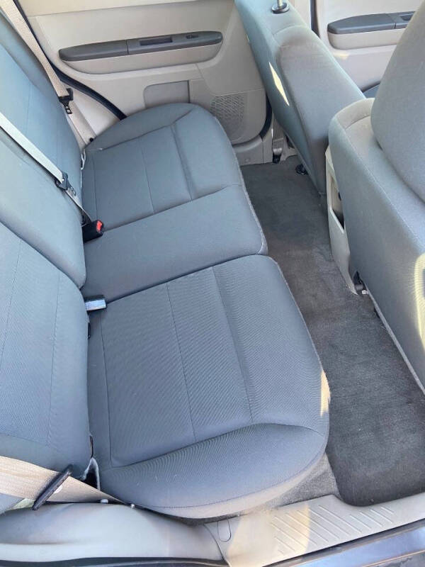 2009 Ford Escape XLS