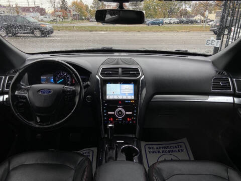 2017 Ford Explorer Sport