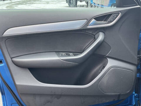 2016 Audi Q3 2.0T quattro Premium Plus