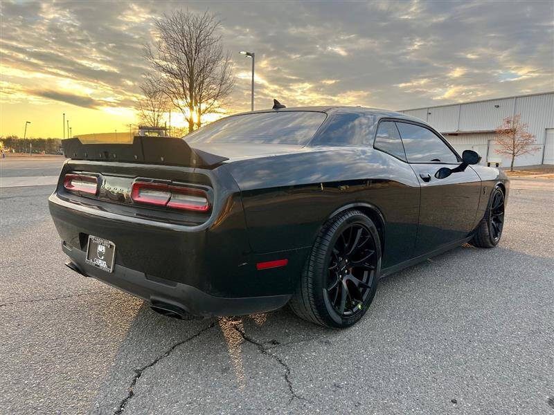 2015 Dodge Challenger SRT Hellcat