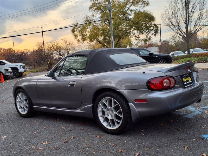 2002 Mazda MX-5 Miata LS
