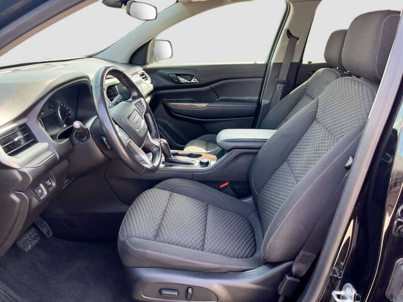 2019 GMC Acadia SLE-2