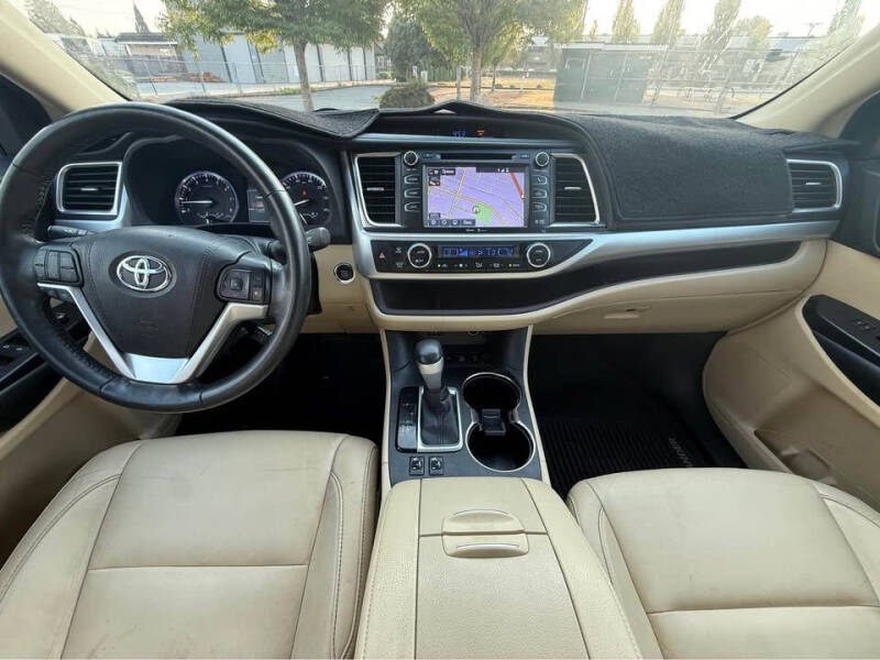 2015 Toyota Highlander XLE