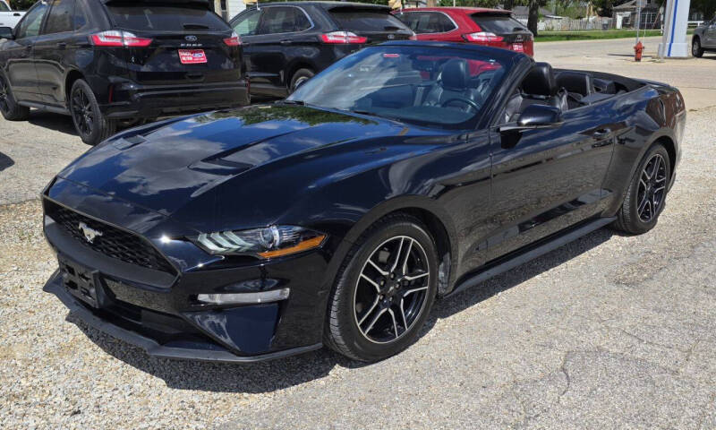 Used 2018 Ford Mustang EcoBoost Premium with VIN 1FATP8UH5J5145519 for sale in Union, IA
