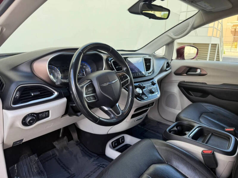 2017 Chrysler Pacifica
