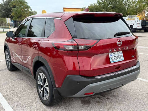 2022 Nissan Rogue SV