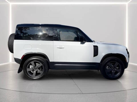 2025 Land Rover Defender 90 P300 S