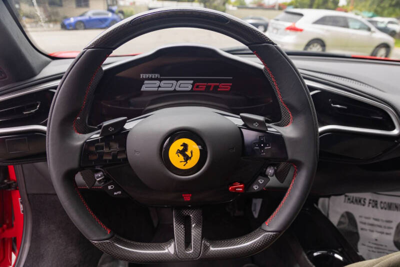 2025 Ferrari 296 GTS