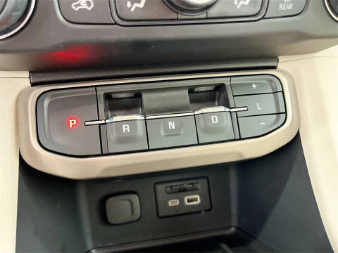 2021 GMC Acadia Denali