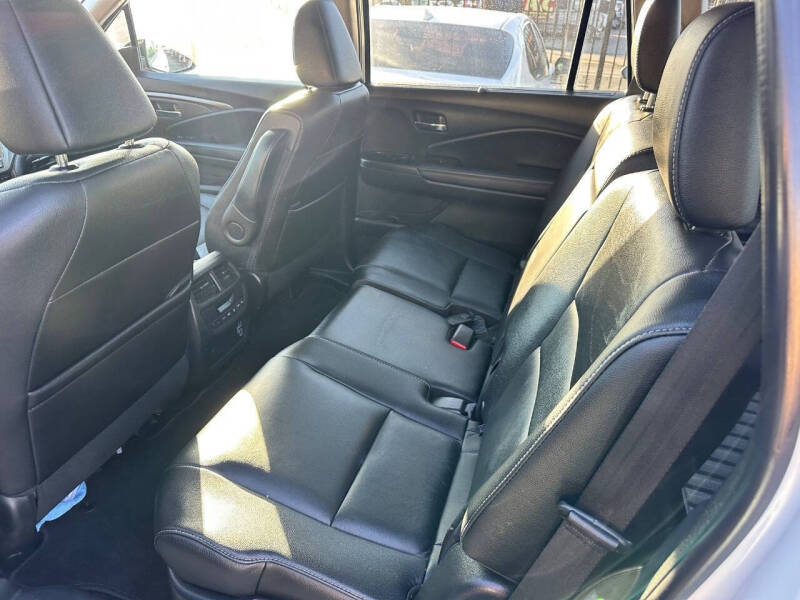 2022 Honda Pilot SE