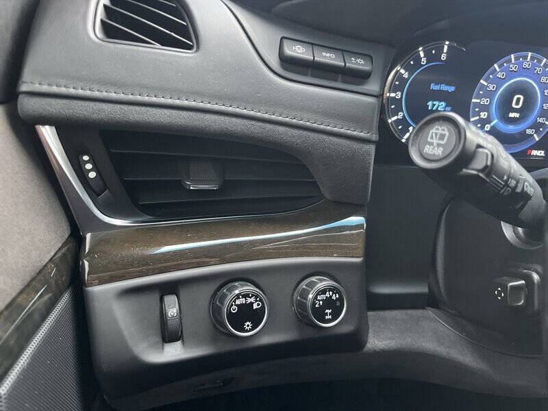 2017 Cadillac Escalade Platinum