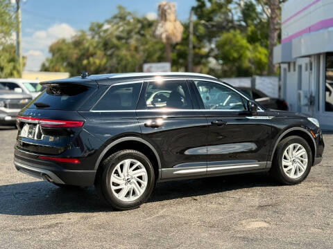 2022 Lincoln Corsair Standard