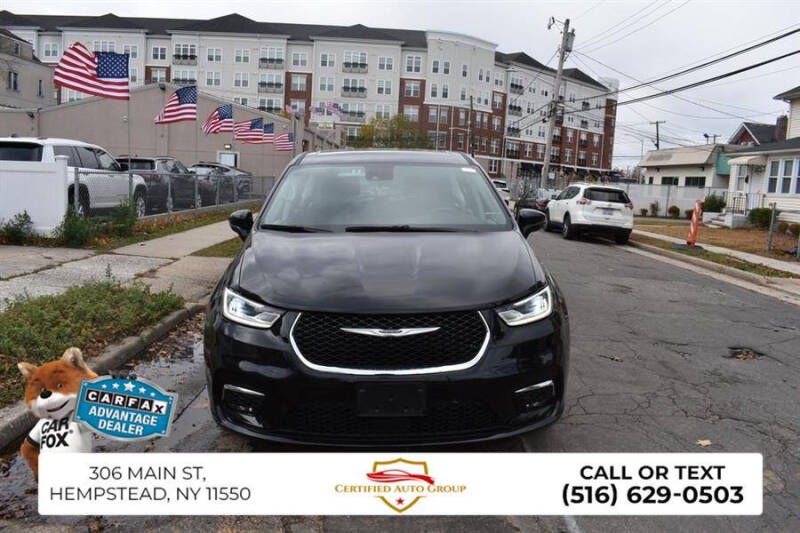 2024 Chrysler Pacifica Touring L