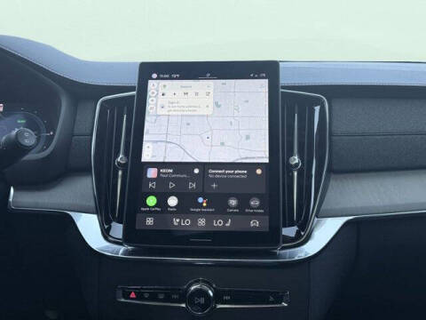 2025 Volvo XC90 T8 Ultra Bright Theme 6P