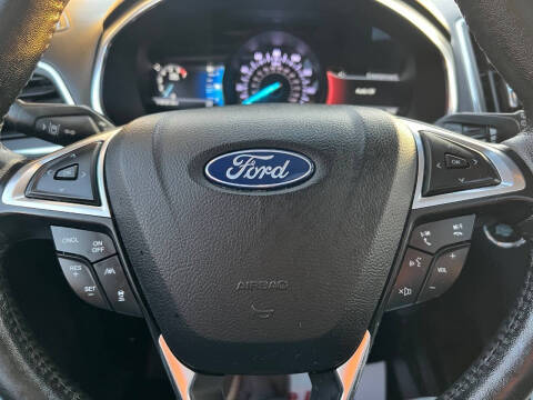 2020 Ford Edge Titanium