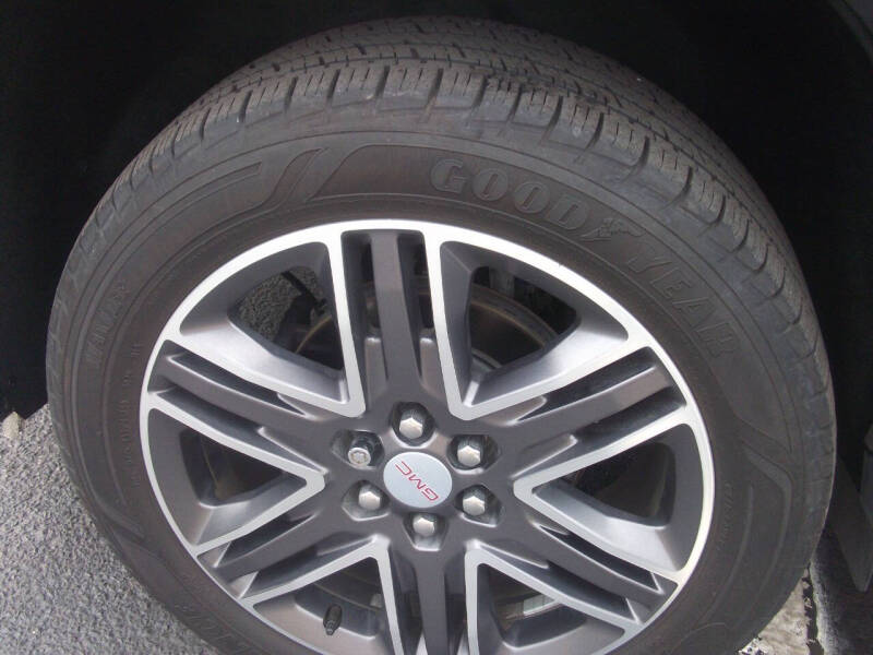 2019 GMC Acadia Denali