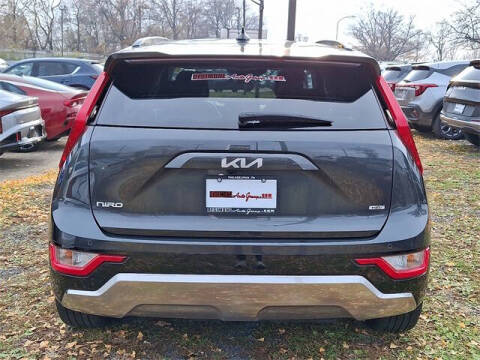 2025 Kia Niro EX Touring