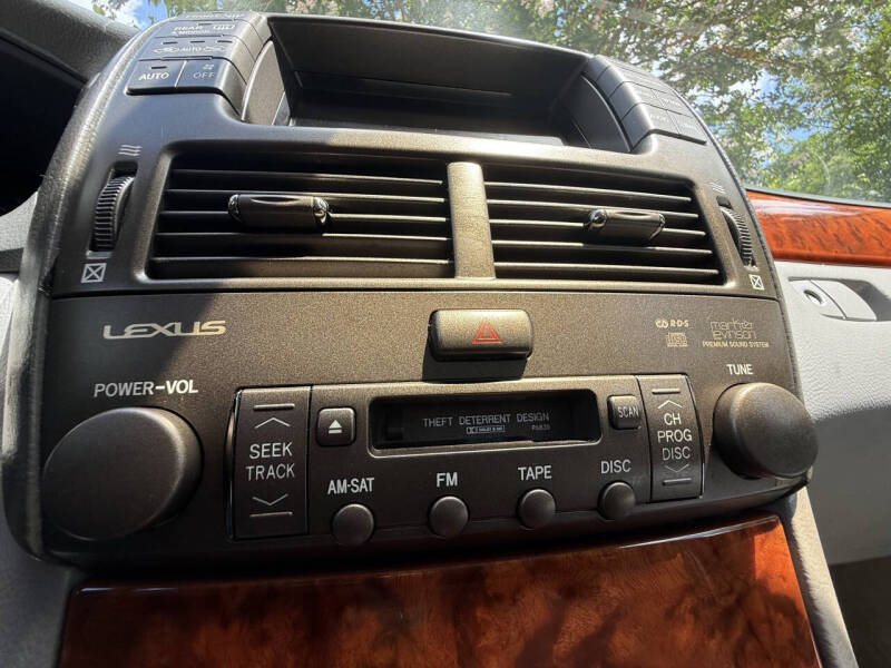 2004 Lexus LS 430