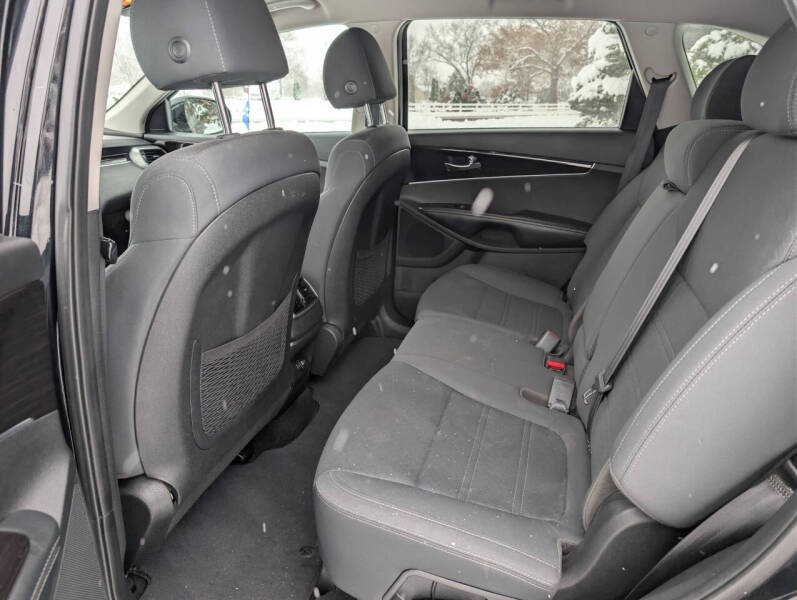 2020 Kia Sorento LX V6