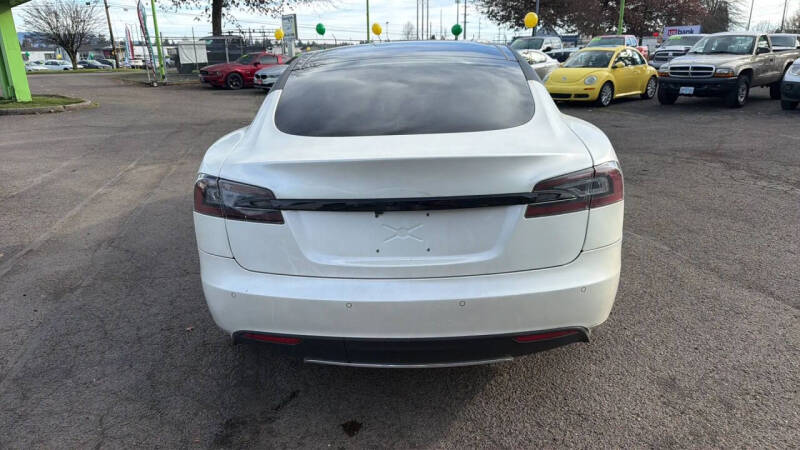 2014 Tesla Model S