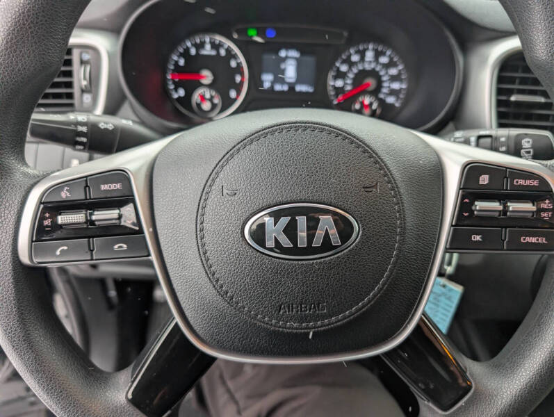 2020 Kia Sorento LX V6