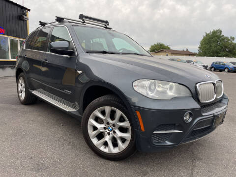 2013 BMW X5 for sale at BELOW BOOK AUTO SALES in Idaho Falls ID