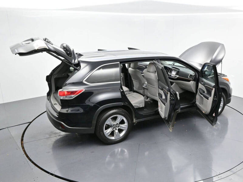 2016 Toyota Highlander Limited Platinum