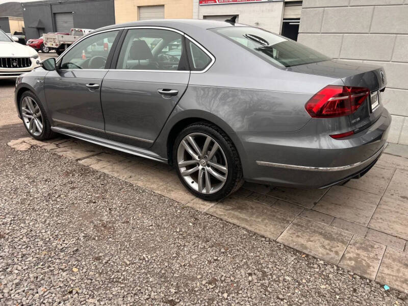 2017 Volkswagen Passat 1.8T R-Line