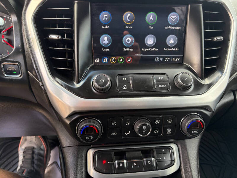 2022 GMC Acadia SLT