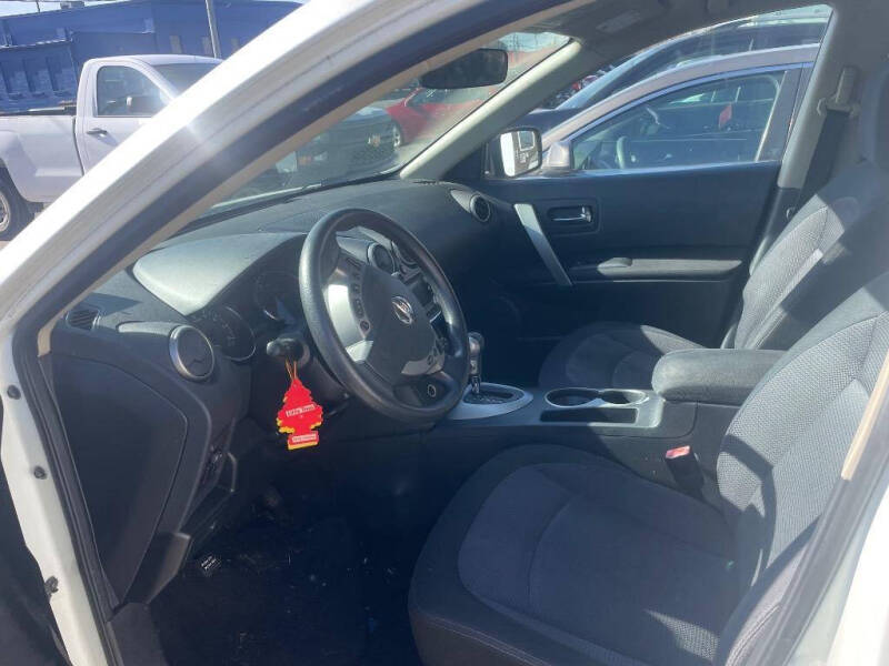 2011 Nissan Rogue SV