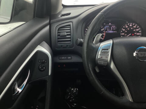 2016 Nissan Altima 2.5 SR