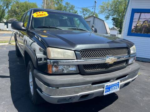 2005 Chevrolet Silverado 1500 for sale at GREAT DEALS ON WHEELS in Michigan City IN