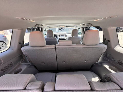 2018 Toyota Highlander Hybrid LE