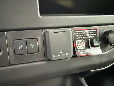 2025 Chevrolet Express 2500