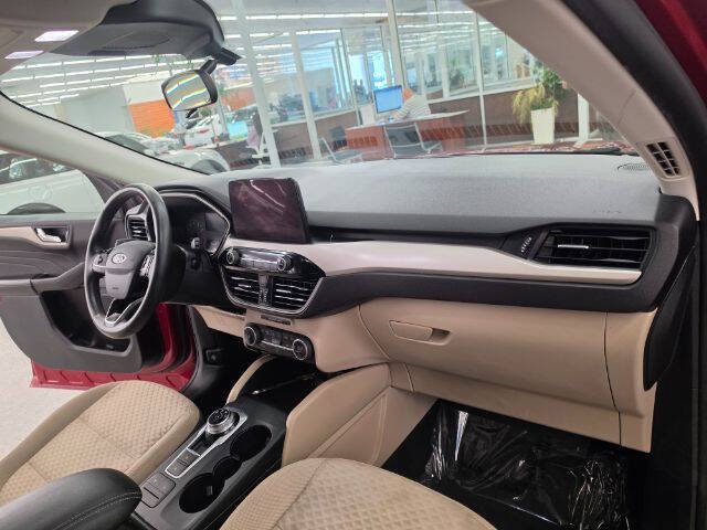 2021 Ford Escape SE