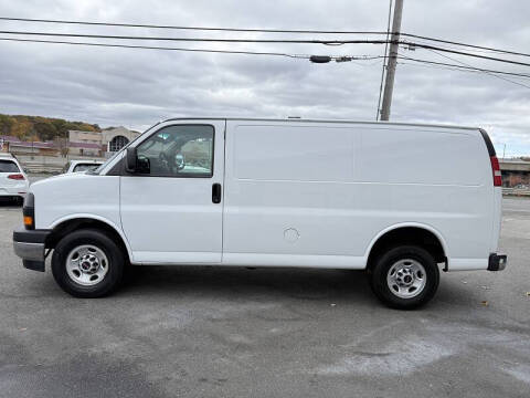 2017 GMC Savana 2500