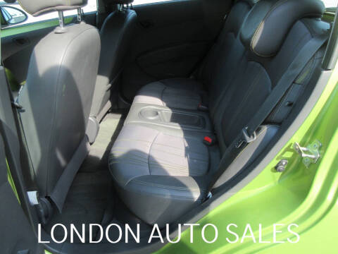 2013 Chevrolet Spark 1LT Auto
